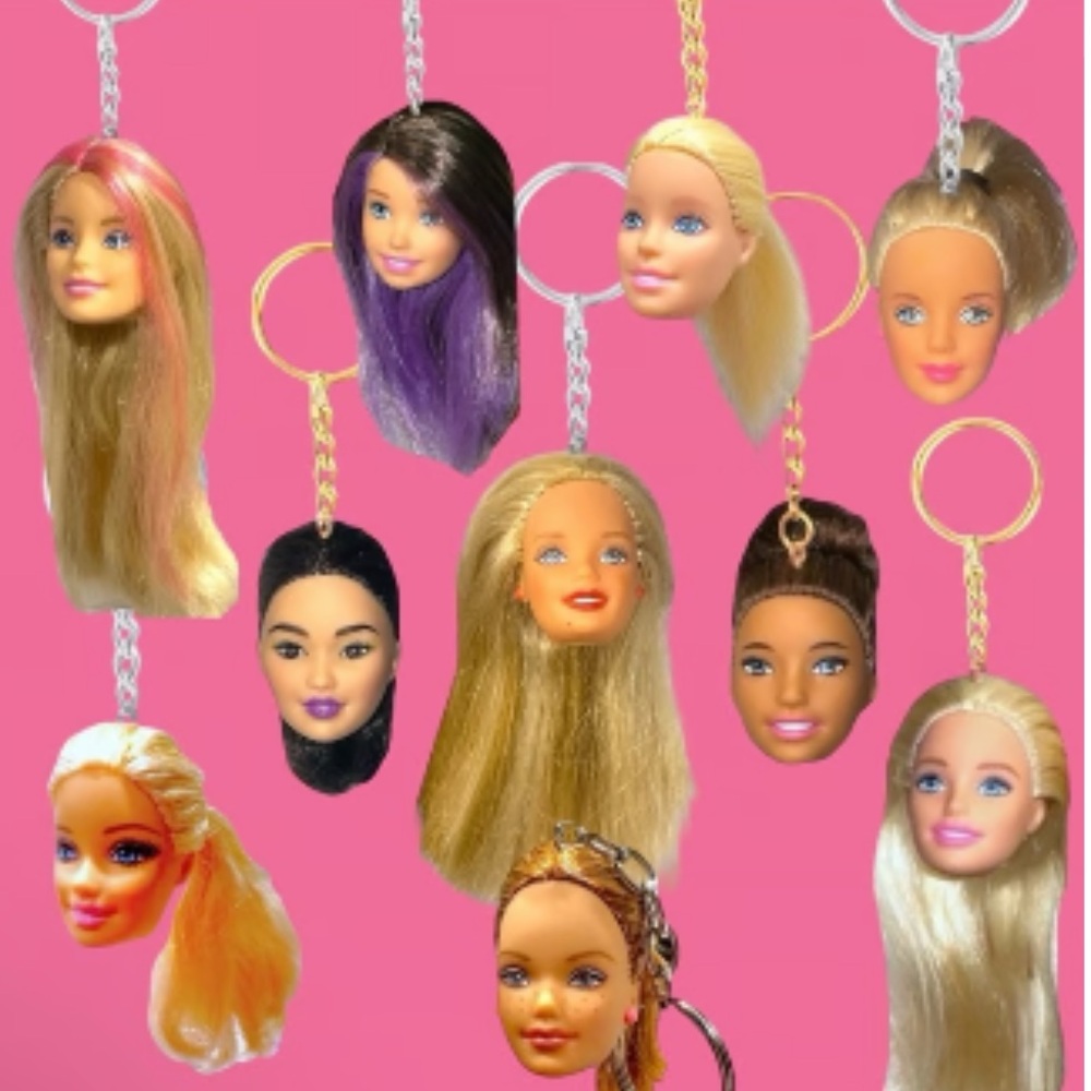 Doll Head Keychain, Barbie Head Keychain, Creepy Novelty Doll Head Keyring